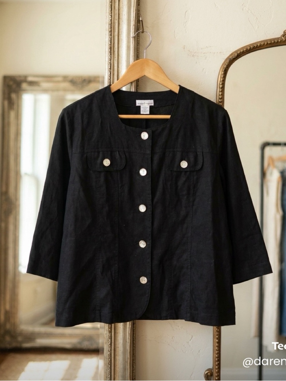 Hillard & Hanson Black Button-Front Women's Jacket